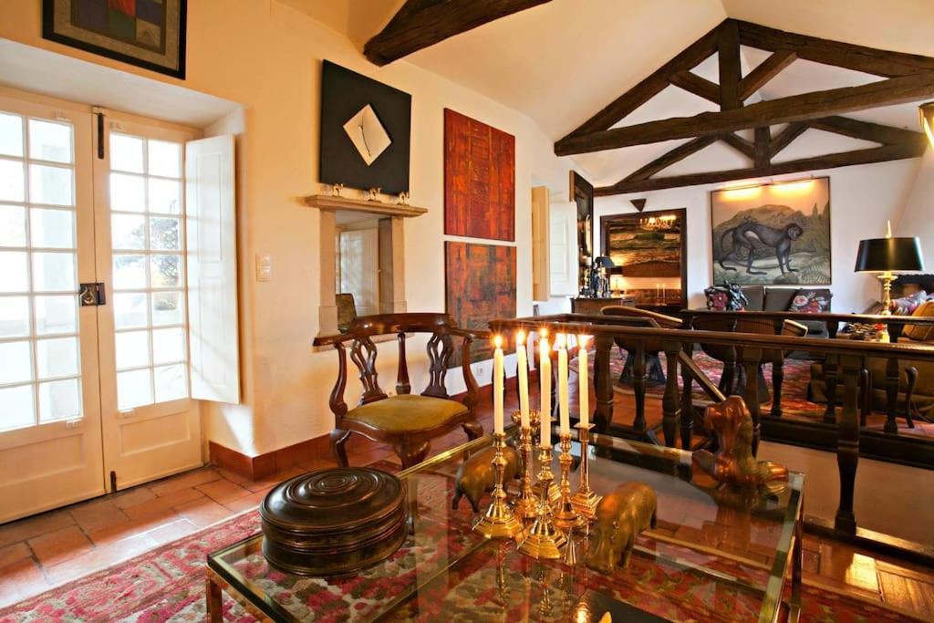 Tiny Smart Home, Private Garden & Outside Jacuzzi. Center Sintra! Bagian luar foto
