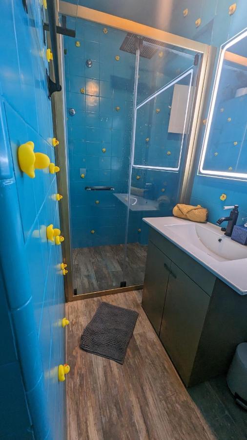 Tiny Smart Home, Private Garden & Outside Jacuzzi. Center Sintra! Bagian luar foto